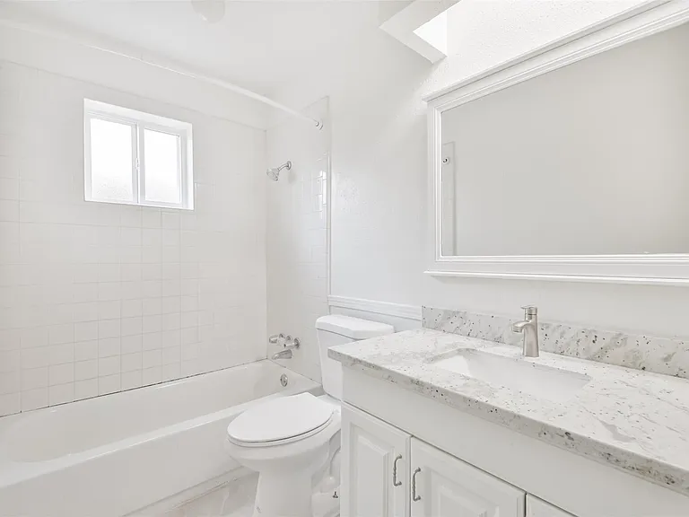 9719 Halkirk St — Photo 23