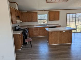 853 County Road 4536, Trenton, TX 75490