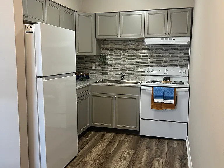 330 Codell Dr #7-8 — Photo 3