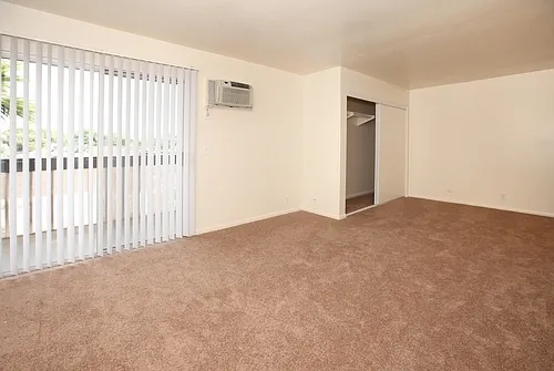 Lake Meadows Apartments — Photo 72