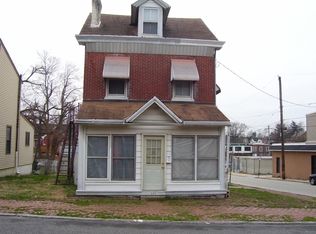111 9th St, Upland, PA 19015