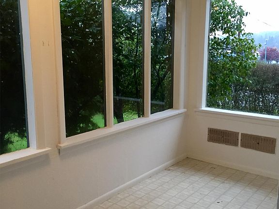 2nd image of 507 N 5th St