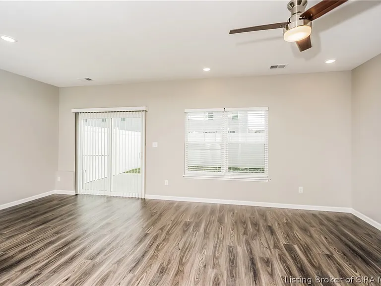 2063 N Sarah Dr — Photo 5