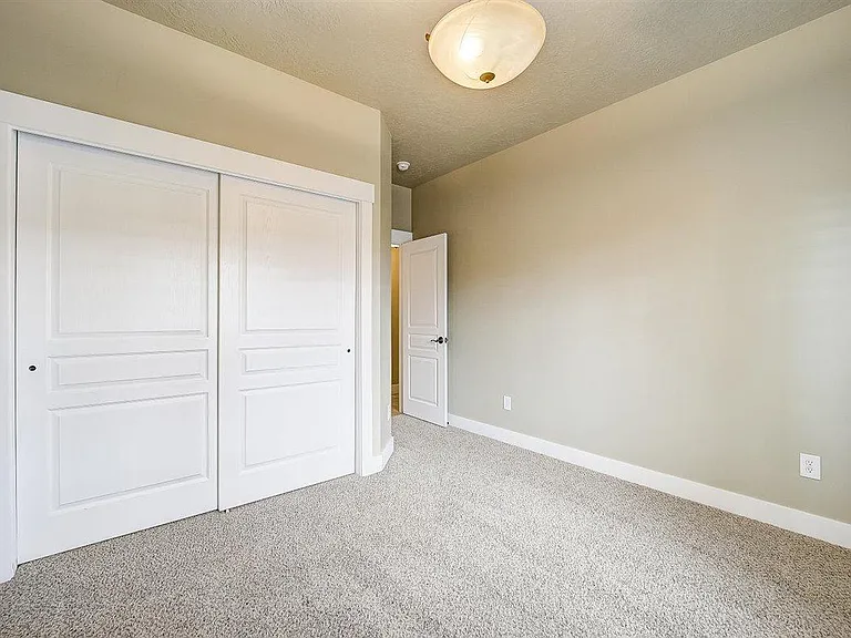 350 S Millers Mile Rd — Photo 19
