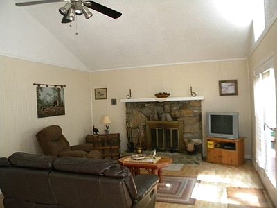 3rd image of 279 Byrd Mountain Estates Rd