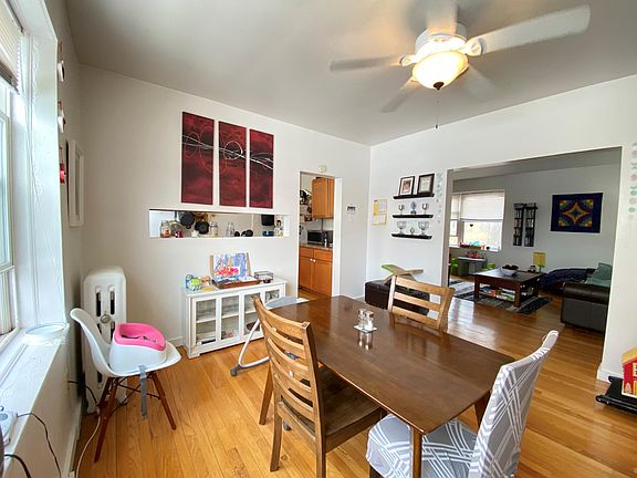 4th image of 3744 N Pine Grove Ave APT 3S