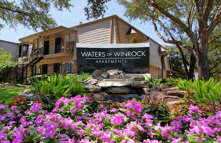 Waters of Winrock Apartments — Photo 3