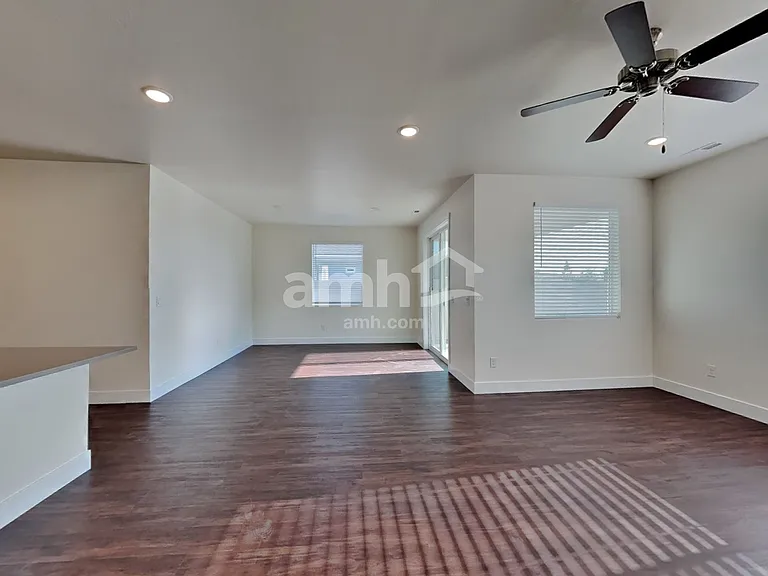1416 N Garnet Creek Ave — Photo 5
