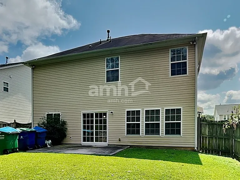 411 Waterlemon Way — Photo 20