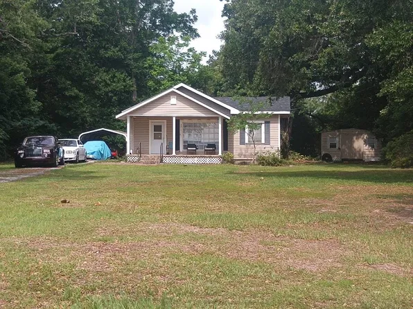 3210 Bay Front Rd, Mobile, AL 36605