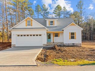 498 Wildwood Dr, Chatsworth, GA 30705