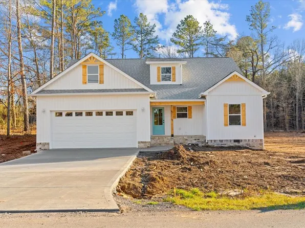 498 Wildwood Dr, Chatsworth, GA 30705