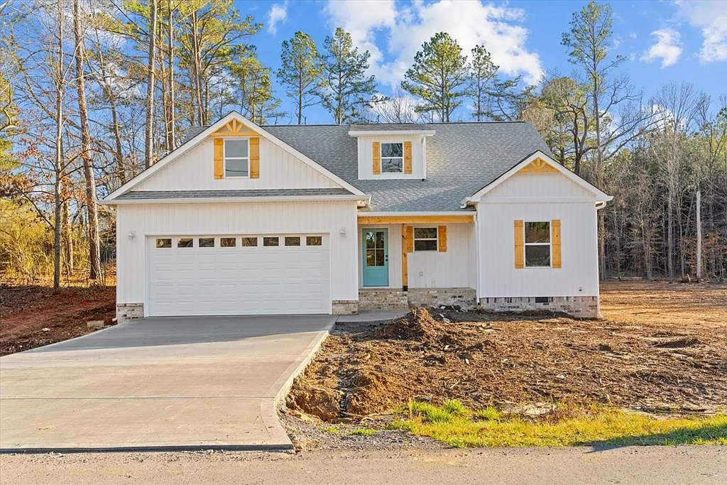498 Wildwood Dr photo 1
