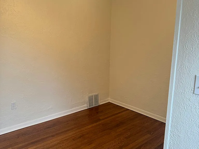 4119 S Benton Ave — Photo 74