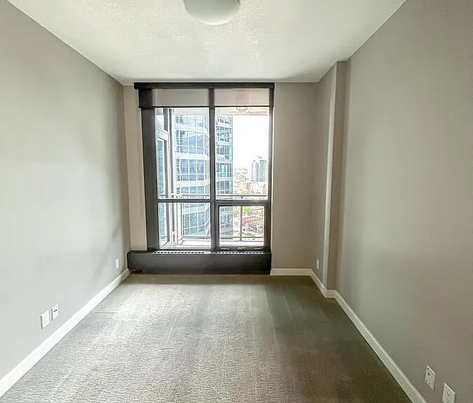 225 11th Ave SE #1207 — Photo 11