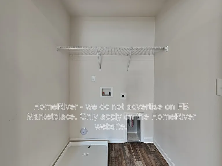 3999 Meredith Woods Ln — Photo 24