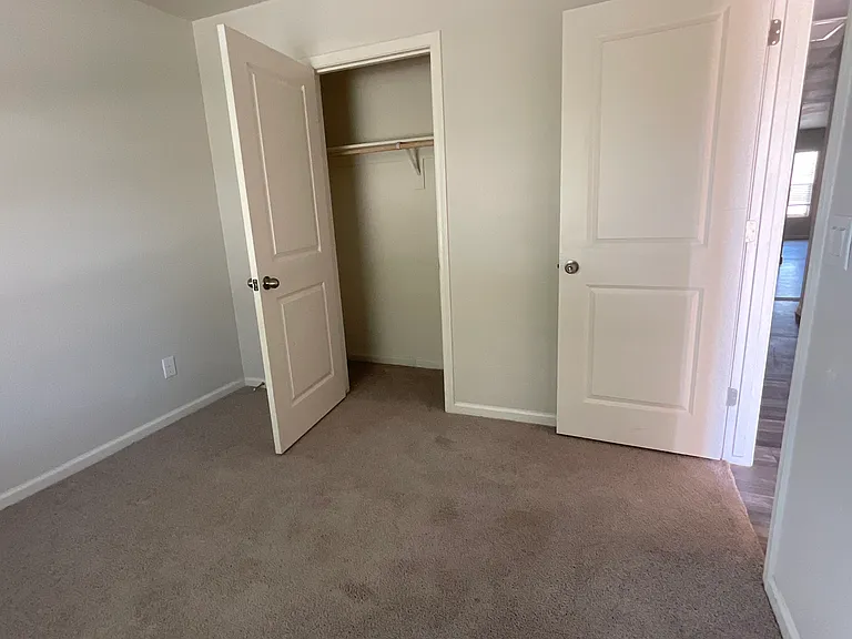 2405 Village Dr — Photo 11