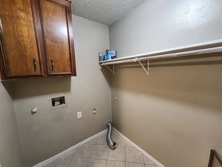 7604 Bridges Ave #B — Photo 23