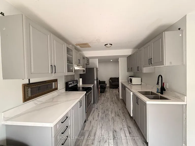 291 Fleming Dr — Photo 6