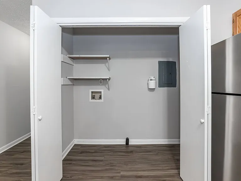 6809 Willowbrook Dr #2 — Photo 10