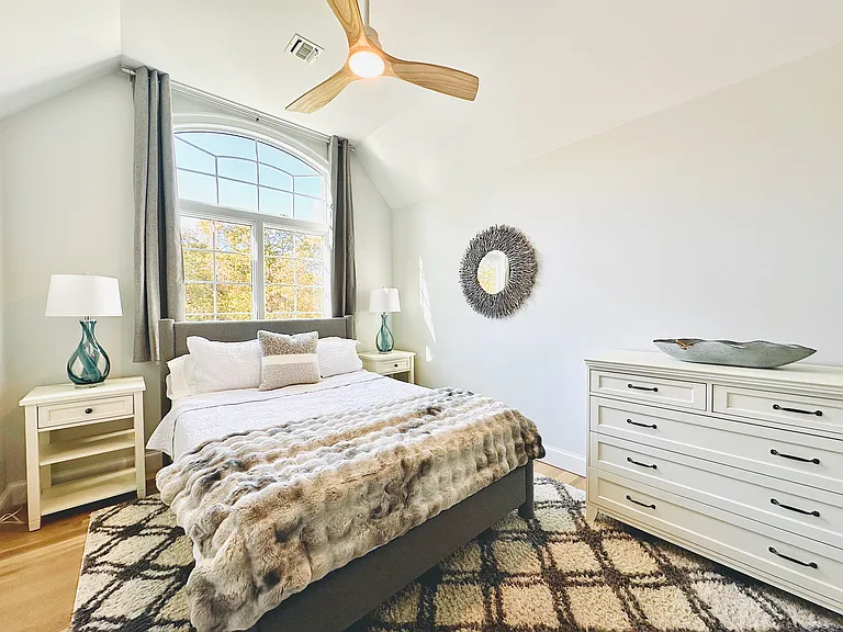 10 Ginny Ln — Photo 21