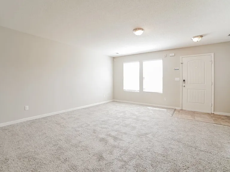 10038 Chariden Dr — Photo 6