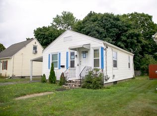 60 Caporal St, Cranston, RI 02910