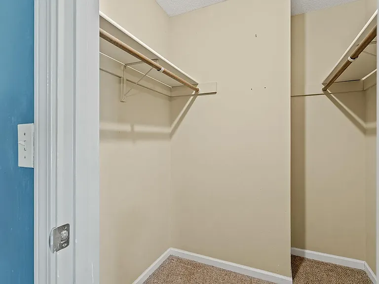 4521 W Southview Dr — Photo 17