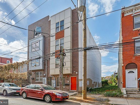 5th image of 1606 N Willington St
