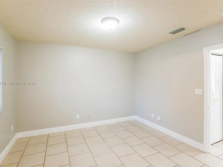 13921 SW 173rd Ter — Photo 6