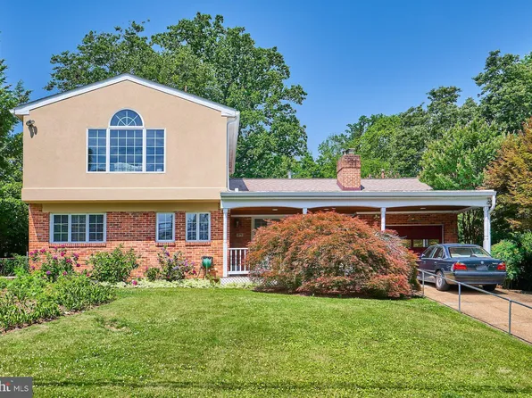 313 N Van Buren St, Falls Church, VA 22046