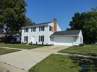 102 Hidden Cove St, Rossford, OH 43460