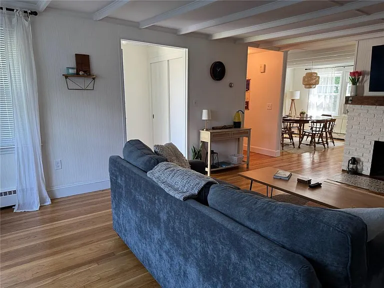 41 Dudley Ave — Photo 6