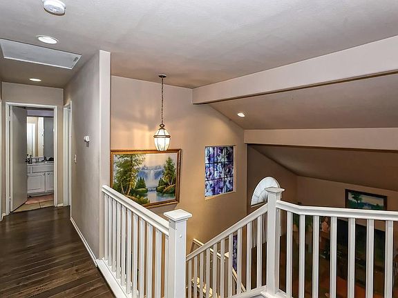 5th image of 13181 Bassett Dr
