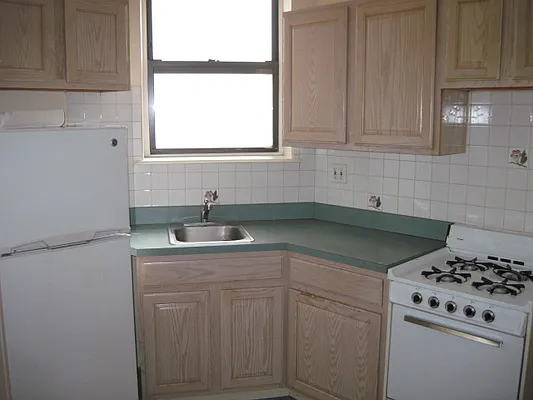 Rented by J Misrahi Realty Corp | media 30