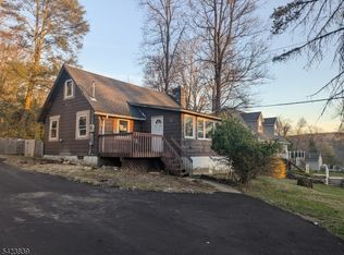 18 Wallkill Dr, Sussex, NJ