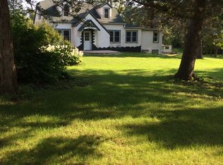 8230 Parley Lake Rd, Waconia, MN 55387