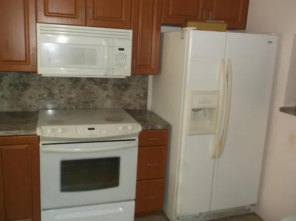 9401 Sunrise Lakes Boulevard #308, Sunrise, FL 33322