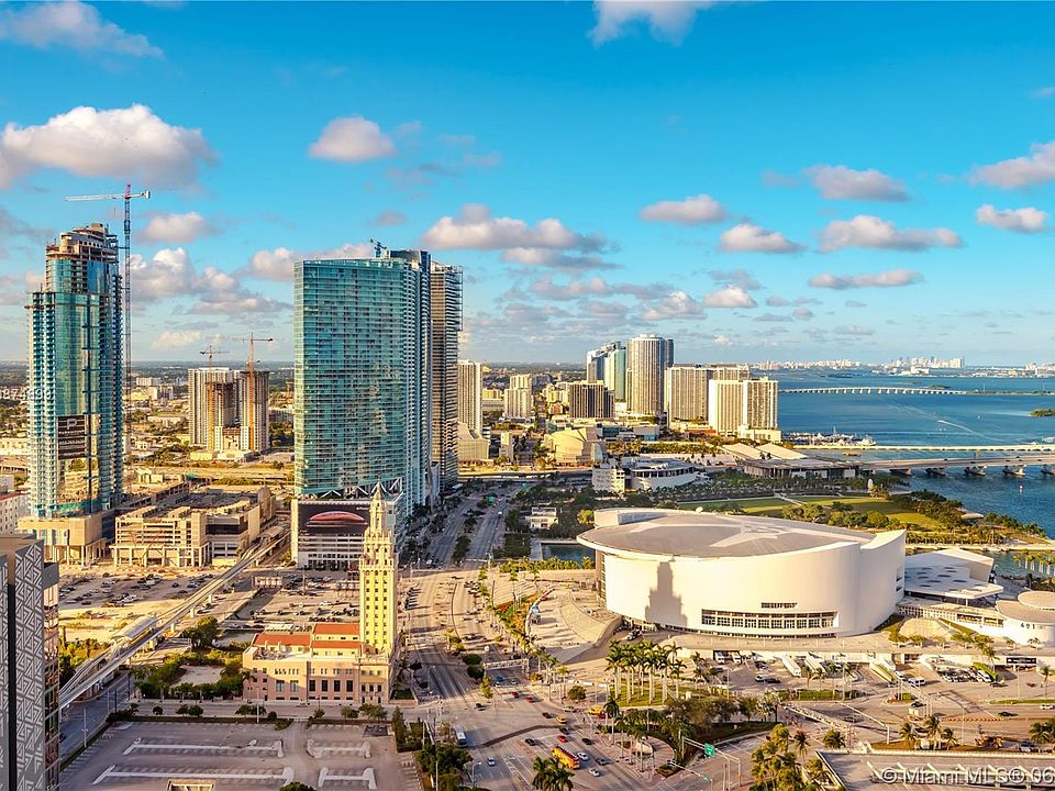 1st image of 244 Biscayne Blvd APT 4108