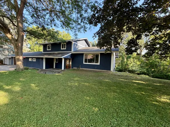 2144 Valley View Pl, Saint Paul, MN 55119