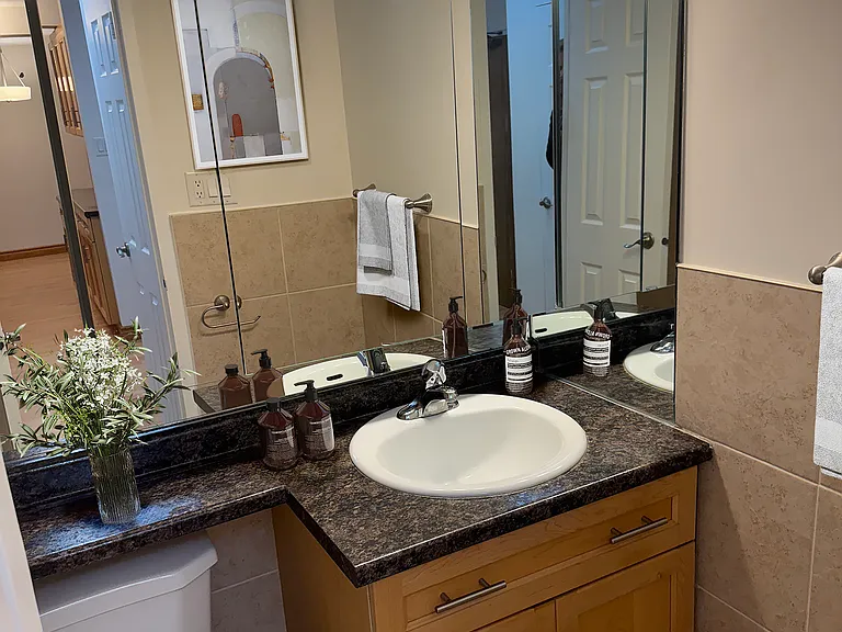 502 Nelson St #16 — Photo 13