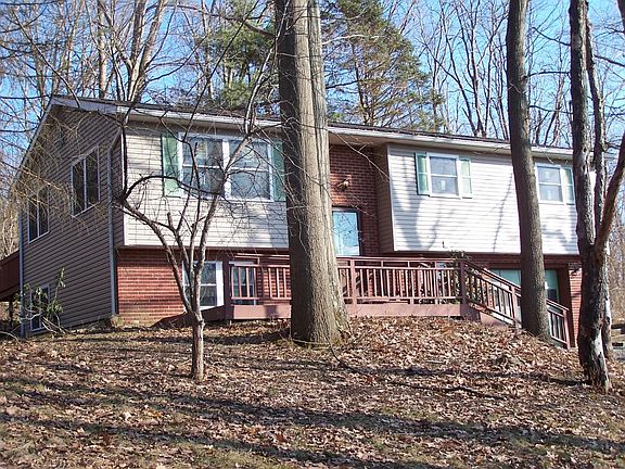 3rd image of 135 Fallsview Dr