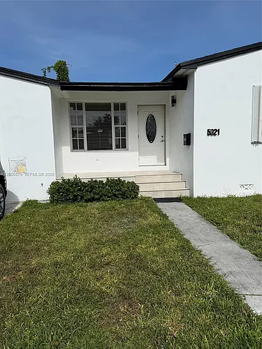 5321 NW 9th Ave Photo 1