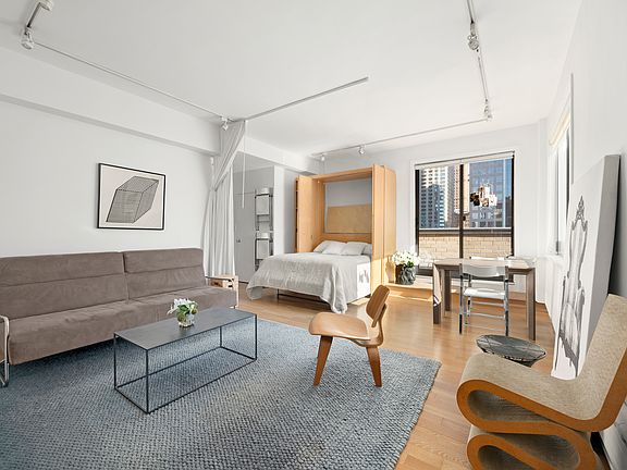3rd image of 310 W 56th St #Penthouse E