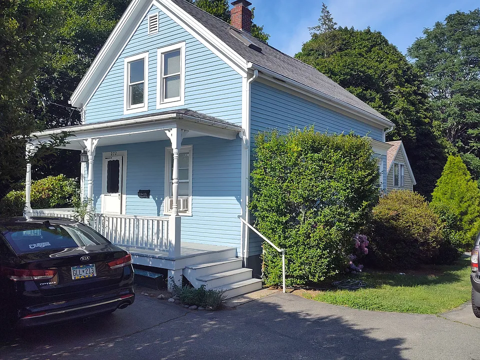 272 Boulevard