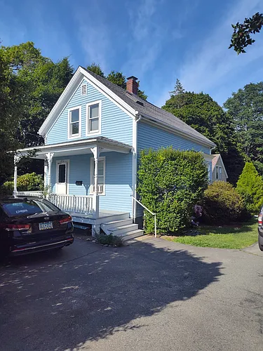 272 Boulevard Photo 1