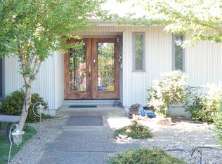 2634 Samoan Way, Medford, OR 97504
