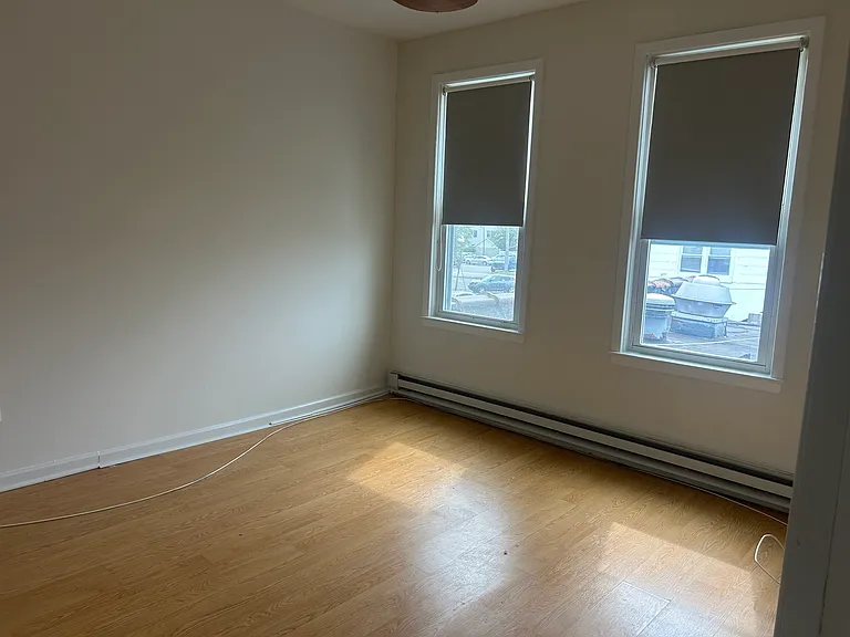 80 Deer Park Ave #2 — Photo 4