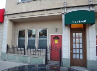 6738 16th St #A, Berwyn, IL 60402