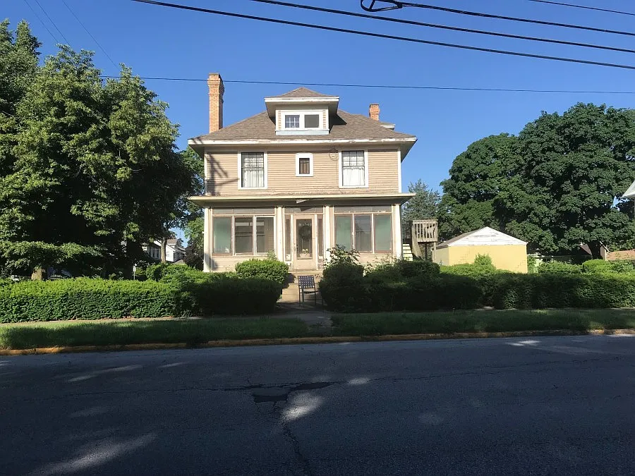 1133 Milan Rd photo 1